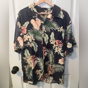 Floral Black Hawaiian Silk Blend Shirt Men’s Medium